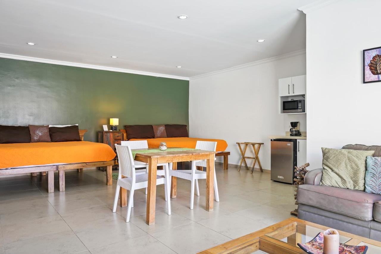 Aruba'S Bakval Suites 외부 사진