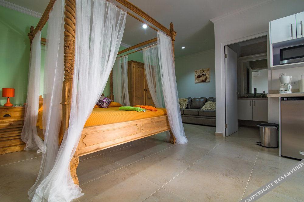 Aruba'S Bakval Suites 외부 사진